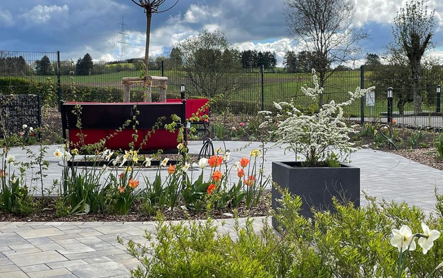 Gemütliche Sitzecke auf der Aussenterrasse 